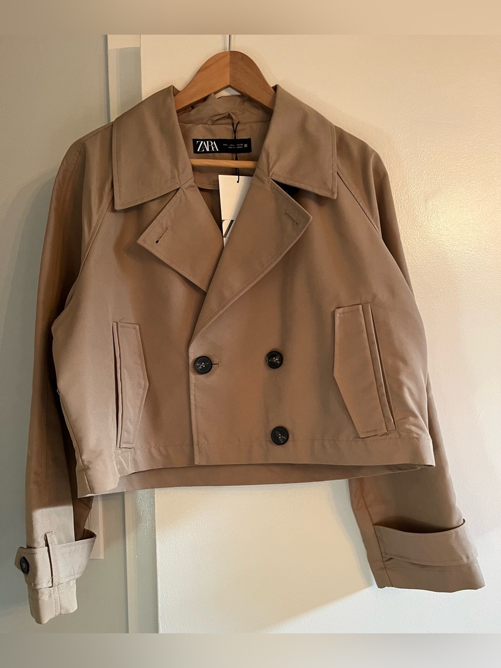 Zara Cropped Double Breasted Trench - Picture 2 of 5